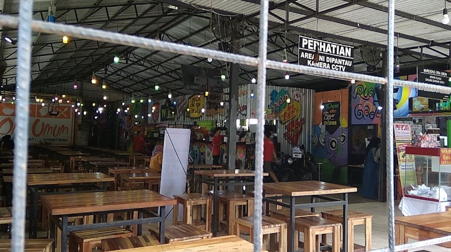 Bali Cafe: Relax in the Heart of Cilacap with Fresh Coffee